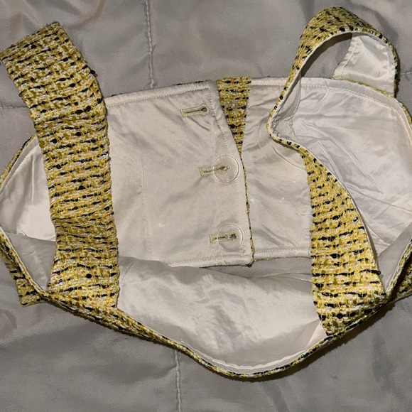 CATWALK CONNECTIONS YELLOW CROP TOP - Picture 6 of 7